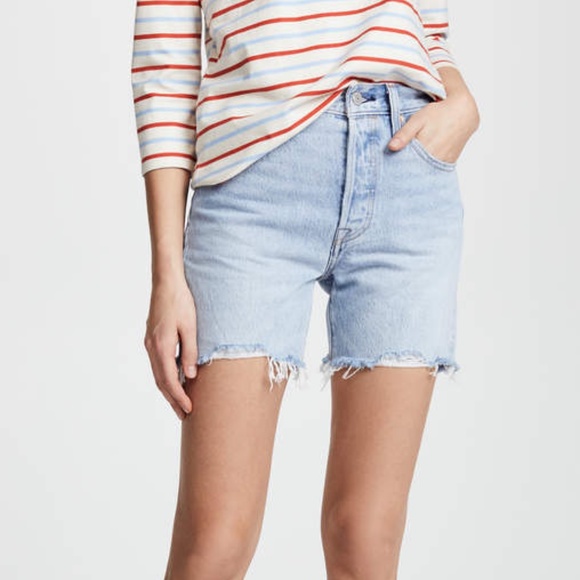 Levi's Pants - Levi's Indie Distressed Denim Shorts in Clean Break Size 25